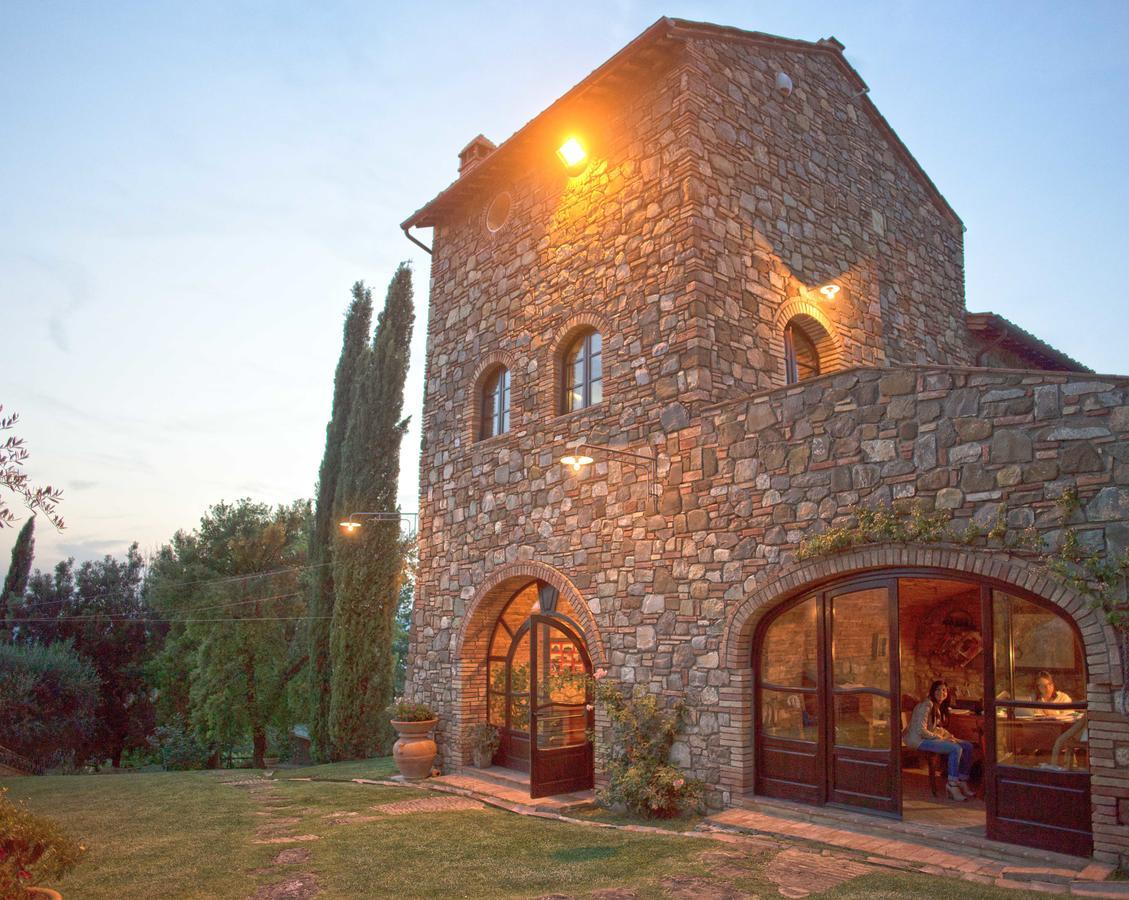 Residenza Storica Casale Pozzuolo Villa Cinigiano Luaran gambar