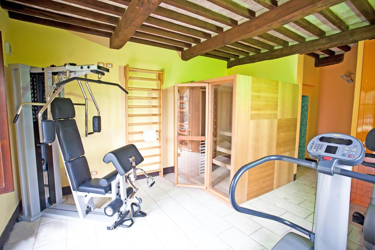 Residenza Storica Casale Pozzuolo Villa Cinigiano Luaran gambar