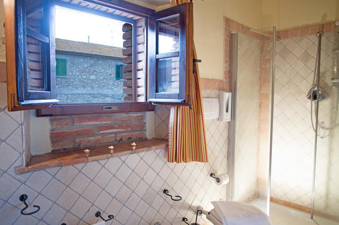 Residenza Storica Casale Pozzuolo Villa Cinigiano Luaran gambar