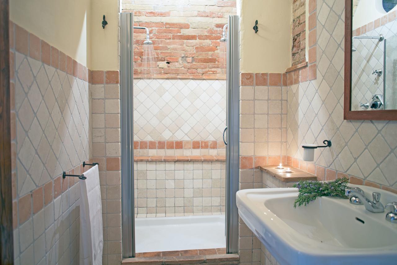 Residenza Storica Casale Pozzuolo Villa Cinigiano Luaran gambar